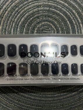 Doonails Ocean Extra Short Square Soft Gel Press Ons NEW